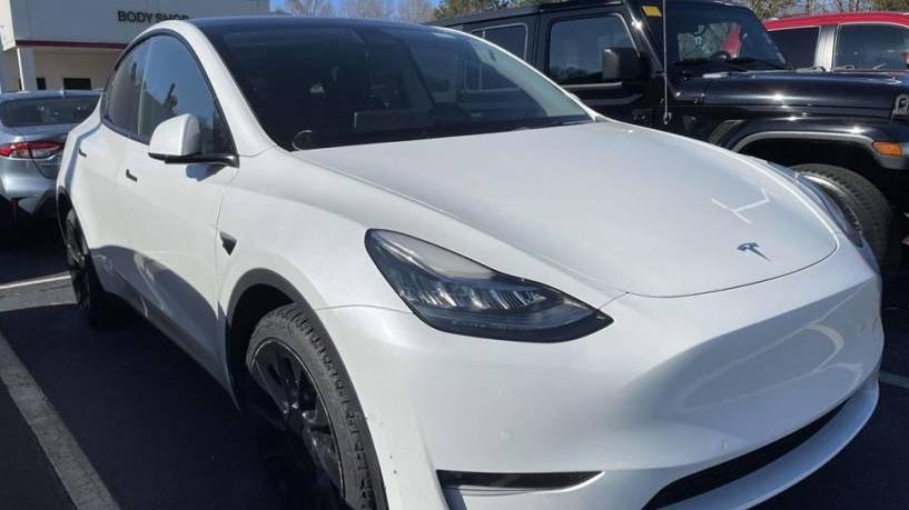 TESLA MODEL Y 2022 7SAYGDEE3NF385642 image